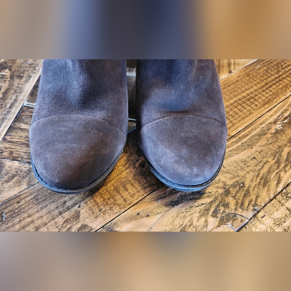 Clarks Brown Suede Ankle Booties - Picture 7 of 12